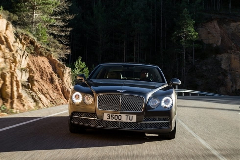 Ny Bentley - Flying Spur