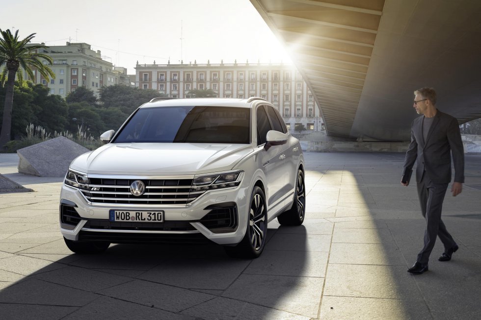 Verdenspremiere: Den nye Touareg - Volkswagens hightech flagskib