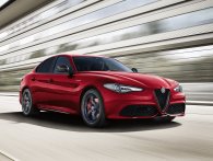 Alfa Romeo introducerer Giulia Veloce TI spækket med udstyr